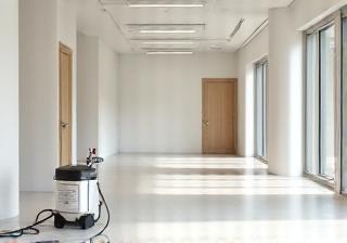 Locaux fraîchement nettoyés après rénovation